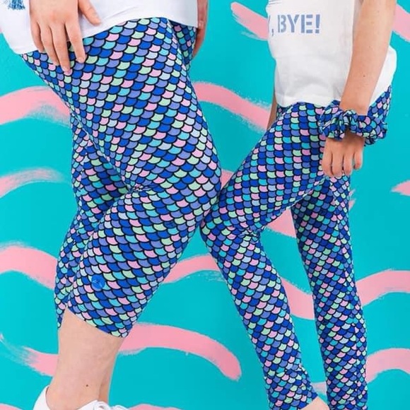 Sweetlegs Splish Splash Crop - Plus (size 12-18) - Picture 5 of 8